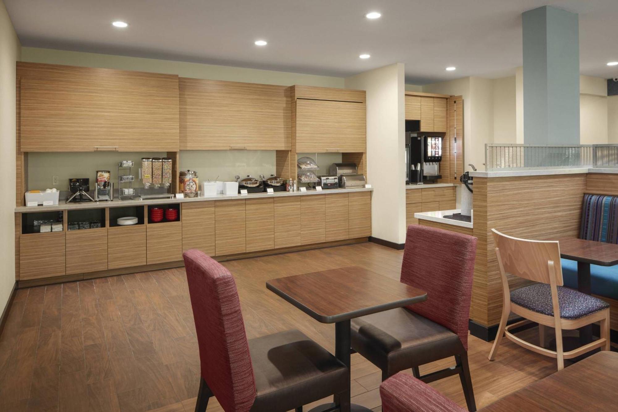 Towneplace Suites By Marriott Tampa South Eksteriør bilde