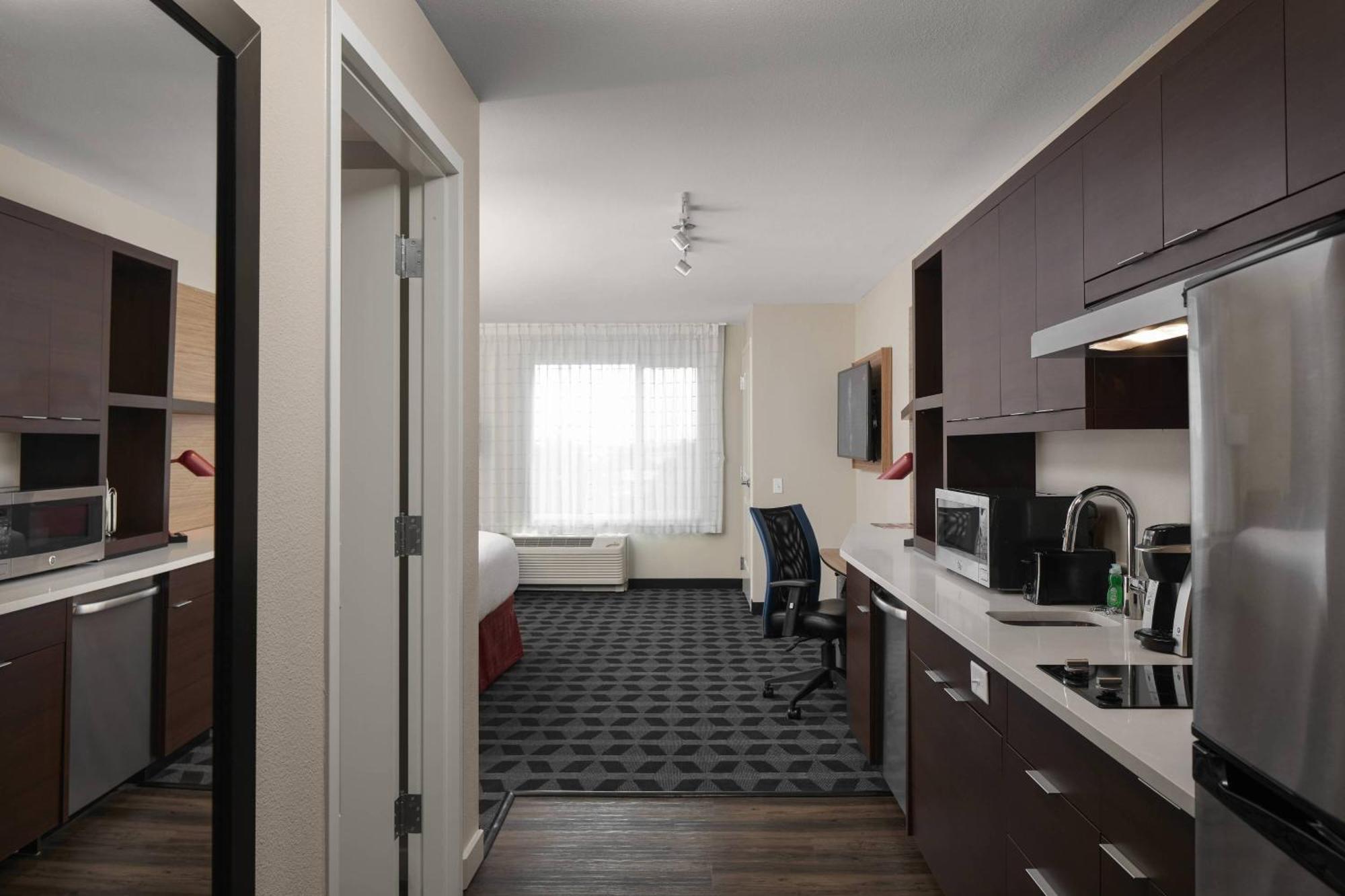 Towneplace Suites By Marriott Tampa South Eksteriør bilde